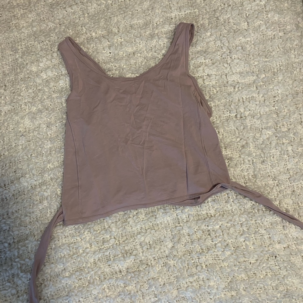 Lululemon mauve that’s a tie tank